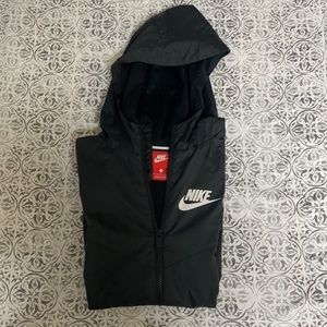 Nike windbreaker